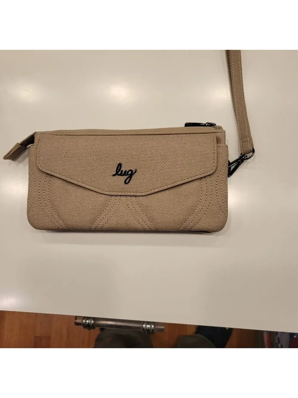 LUG- EUC- Blitz Matte Luxe VL Wallet - Picture 4 of 8